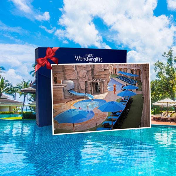 Emirates Park Zoo & Resort Family Stay with Zoo Access and Breakfast with Giraffes