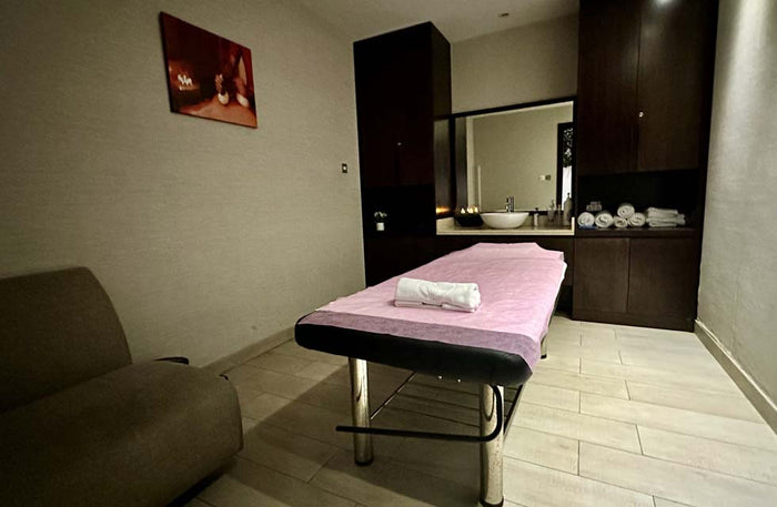 One-Hour Relaxing Massage at Infinity Spa - 2 Locations |  at Wondergifts