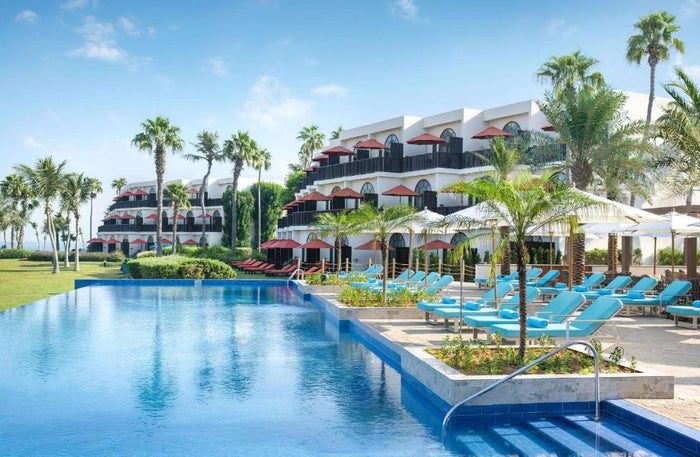 Luxurious Summer 1-Night Stay with Breakfast for a Family at JA Palm Tree Court |  at Wondergifts