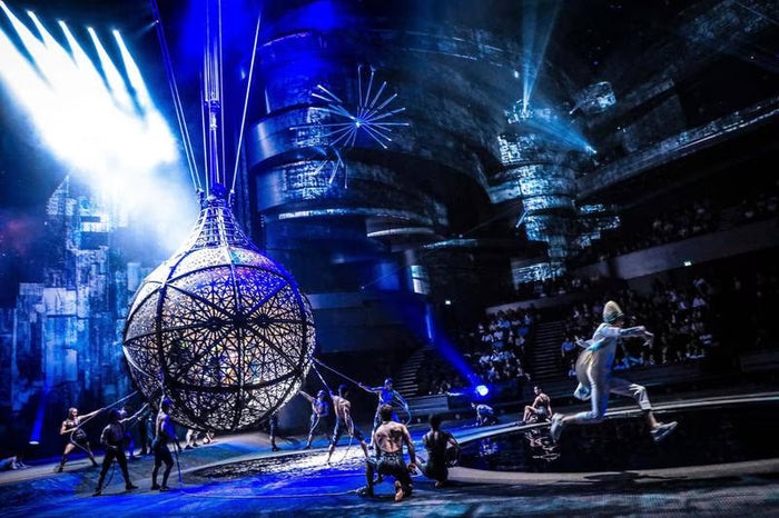 La Perle Show and Burj Khalifa Level 124 & 125 Ticket Pass for One |  at Wondergifts