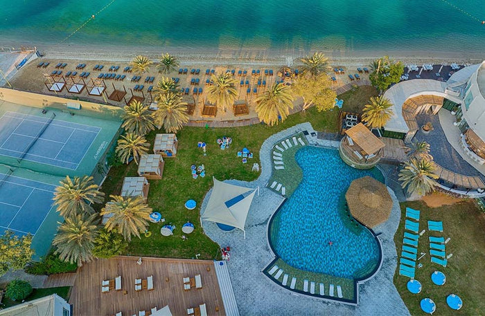 Luxurious One-Night Stay with Breakfast for Two at Le Méridien Abu Dhabi |  at Wondergifts