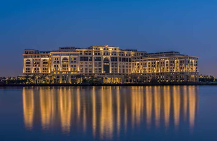 Couples Weekday Pool and Beach Access with F&B Voucher at Palazzo Versace |  at Wondergifts