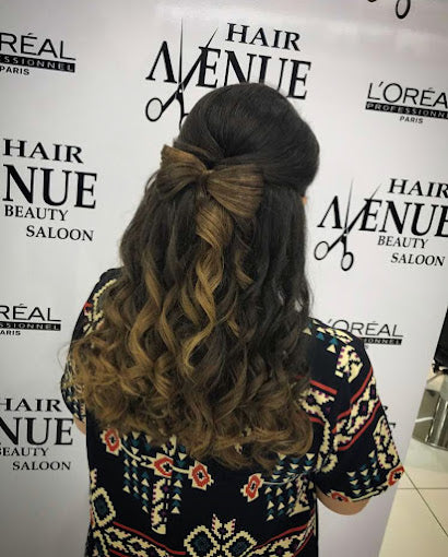 Refresh Your Look with Hair Wash, Trim, and Blowdry Special |  at Wondergifts