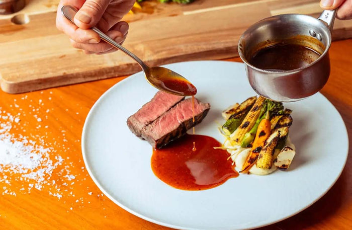 Exquisite Dinner for Two with House Drinks at Sette Restaurant |  at Wondergifts