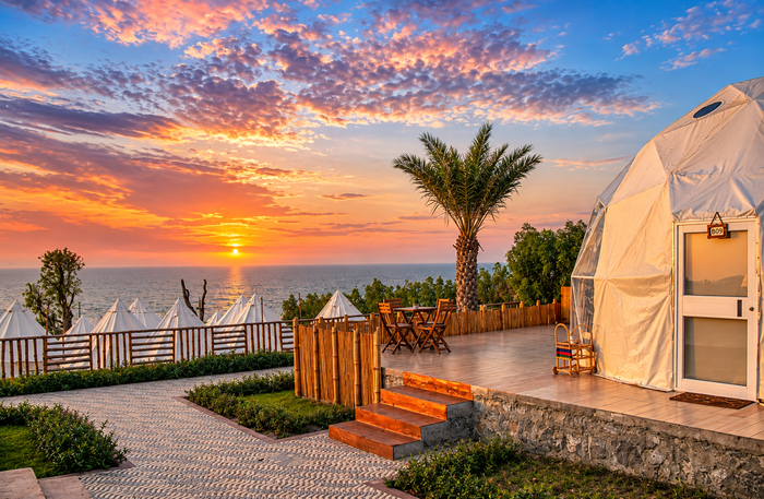 Longbeach Campground Ras Al Khaimah - Tranquil Deluxe Tent Stay with Breakfast & Dinner for Four