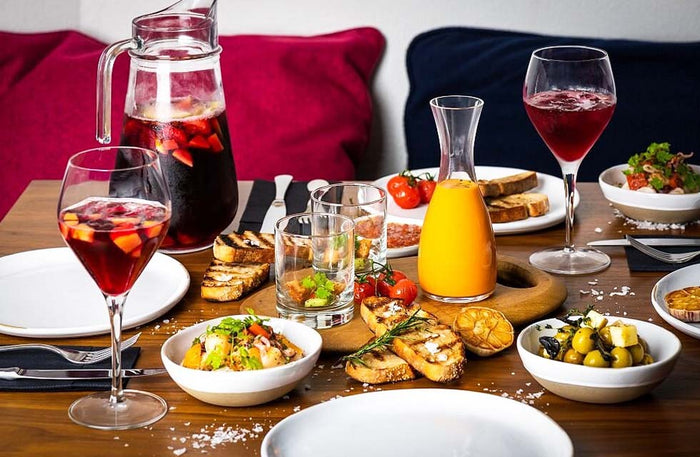 Date Night Gift Box: Exquisite Dining Experience at 50+ Restaurants |  at Wondergifts