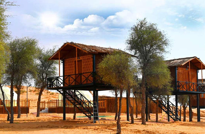 Relaxing Summer Escape 1-Night Stay for Two at The Dunes – Tree House |  at Wondergifts