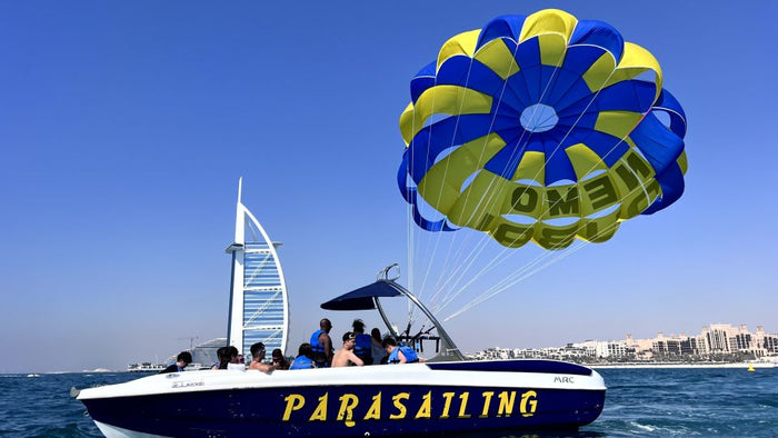 Ultimate Parasailing Adventure Tour for One |  at Wondergifts