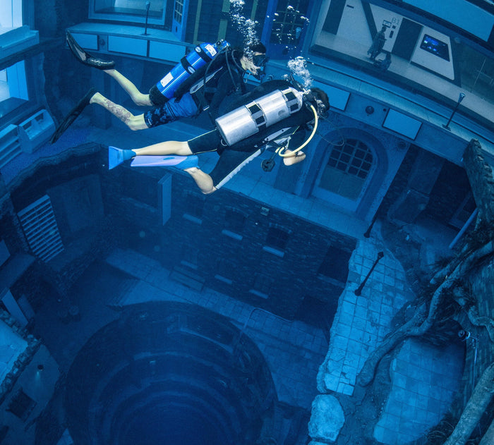 Wander Through the Depths of Dubai's Deep Dive Adventure |  at Wondergifts
