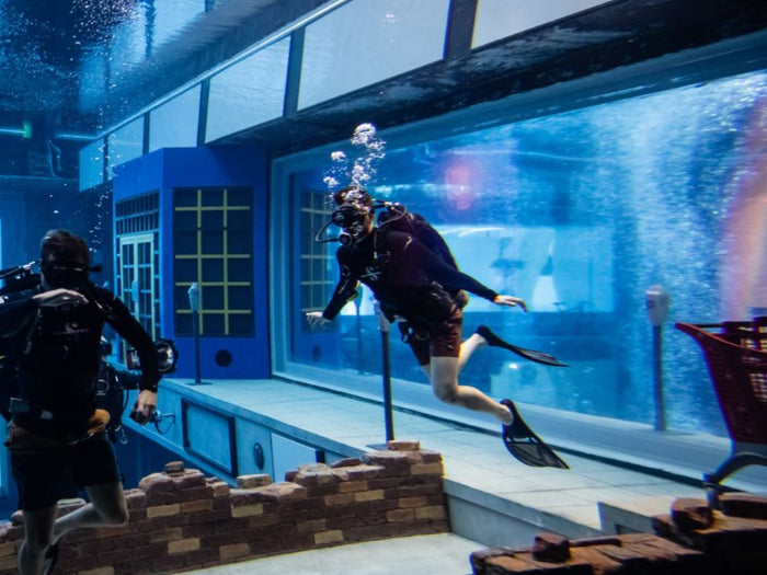 Wander Through the Depths of Dubai's Deep Dive Adventure |  at Wondergifts