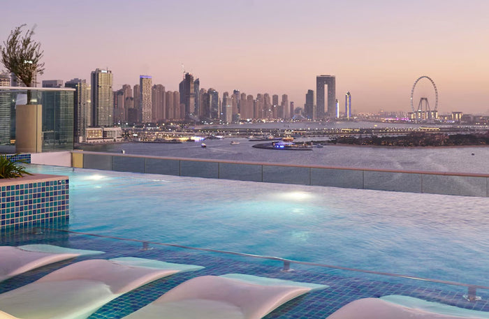 Beachfront Staycations Gift Box: Exquisite Stays by the Shore at 20+ Hotels |  at Wondergifts