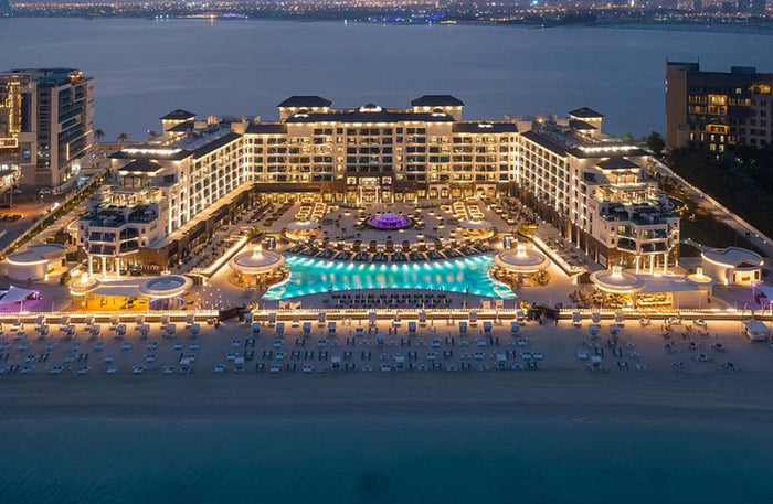 Luxurious 5-Star Dinner Buffet for Two at Taj Exotica Resort & Spa, Palm Jumeirah |  at Wondergifts