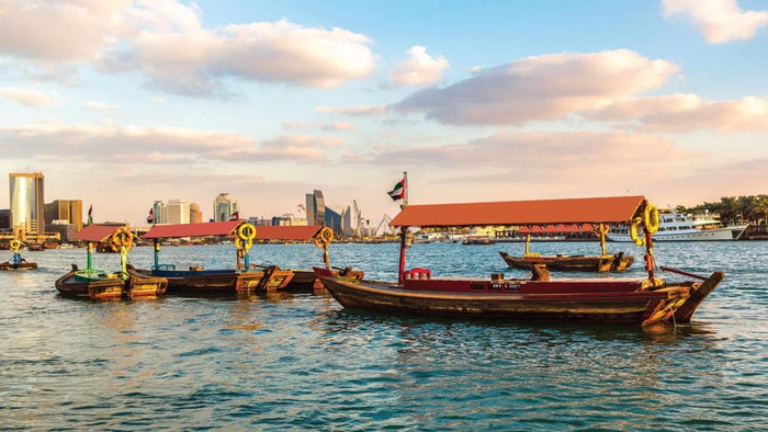 Traditional Dubai Tour with Burj Khalifa At The Top for Two |  at Wondergifts