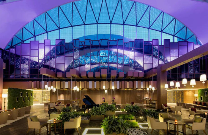 Elegant One-Night Summer Stay with Breakfast for Two at Hyatt Regency |  at Wondergifts