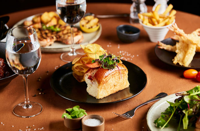 Dining Experience with Ski Dubai View for Two at Salmontini Le Resto MOE |  at Wondergifts