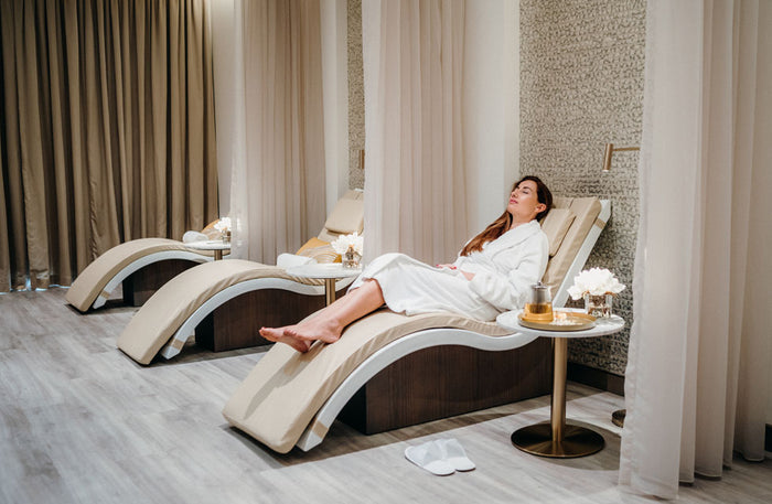 Revitalizing 60-Minute Balinese Massage for One at Pause Spa Chateau Berger, Paramount Hotel Midtown |  at Wondergifts