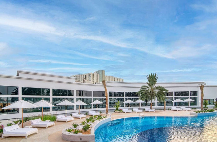 Upscale One-Night Stay with Breakfast at Radisson Blu, Abu Dhabi Corniche |  at Wondergifts