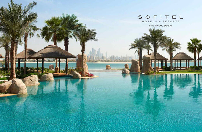 Romantic Luxury Palm Stay with Aura Skypool Experience for Two |  at Wondergifts