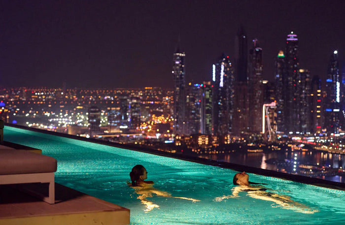 Romantic Luxury Palm Stay with Aura Skypool Experience for Two |  at Wondergifts