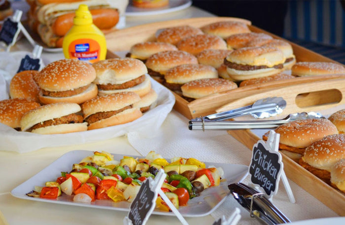 2-Hour Luxury Yacht Experience with Meals, Drinks & Burj Al Arab  Views |  at Wondergifts