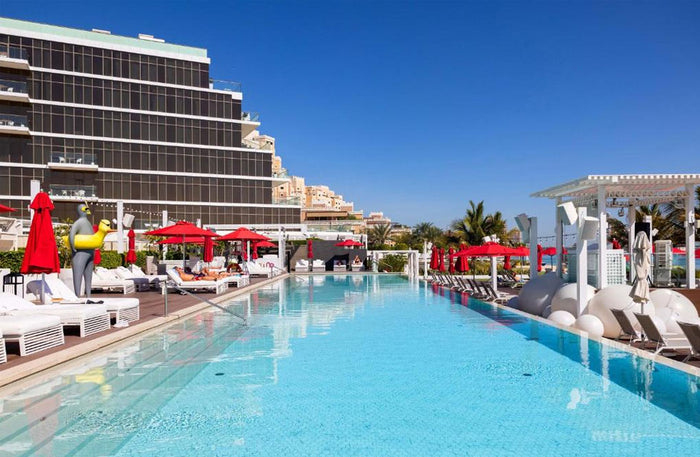 Luxury One-Night Beachfront Stay for Two at Wyndham Residences The Palm |  at Wondergifts