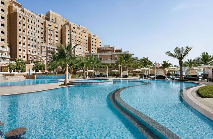 Luxury One-Night Beachfront Stay for Two at Wyndham Residences The Palm |  at Wondergifts